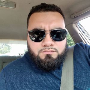 Meet your Posher, Luis